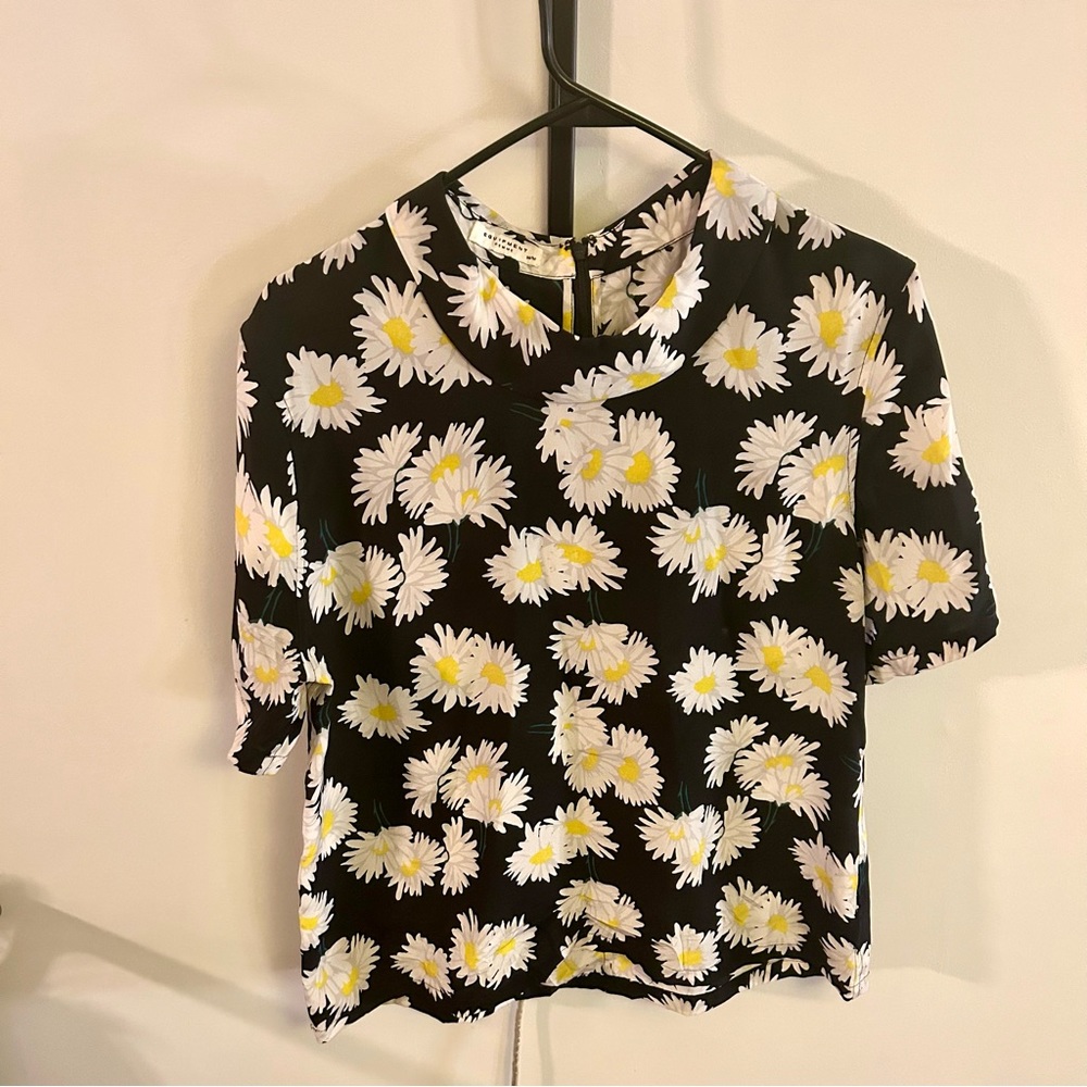 Equipment Daisy Print Silk Short Sleeve Top, sz M